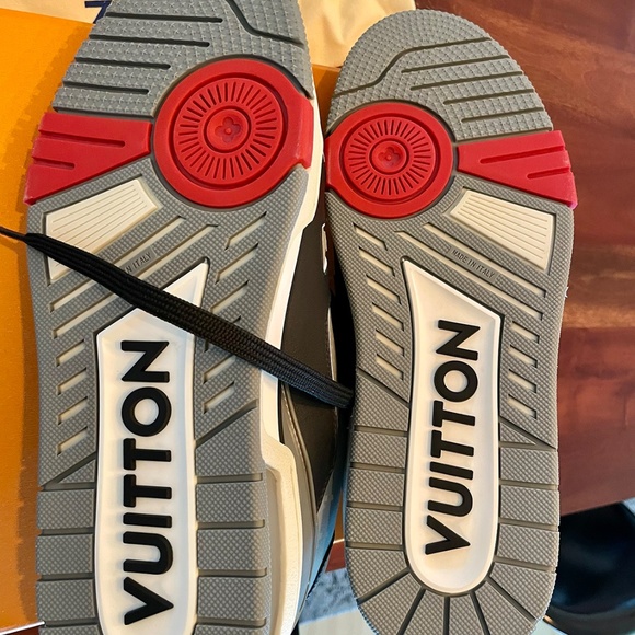 LV Trainers  / Sneakers / Virgil Abloh Men's US9 /EU42 - Picture 11 of 16